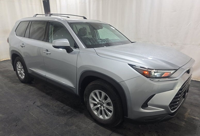 toyota grand highlander 2024 5TDAAAB5XRS003188 image toyota grand highlander 2024 5TDAAAB5XRS003188 image